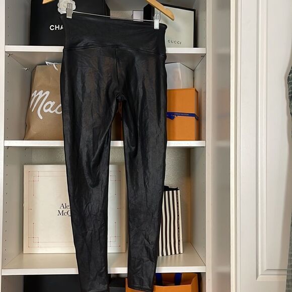 SPANX black faux leather look, high waisted leggings.  Medium - Picture 5 of 11